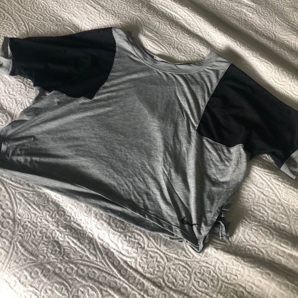 Size Small Nike Dri-Fit T-Shirt